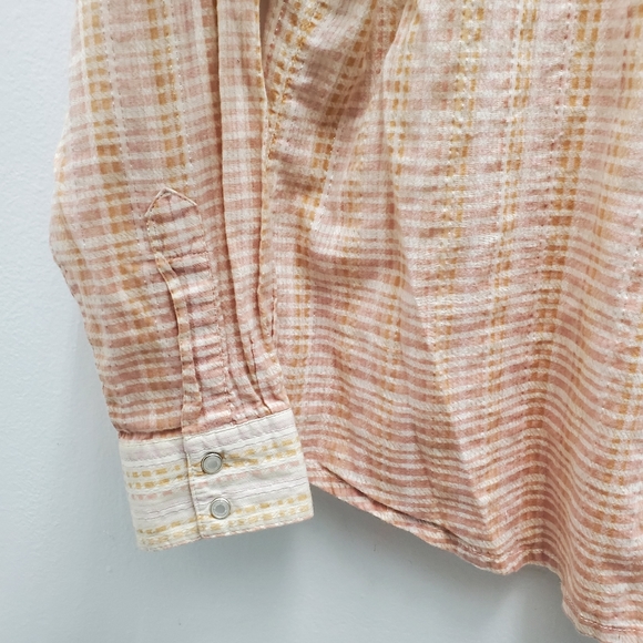 WRANGLER Pearl Snap Down Ombre Print w/ Panel Shoulders EUC Size XL - Picture 6 of 13